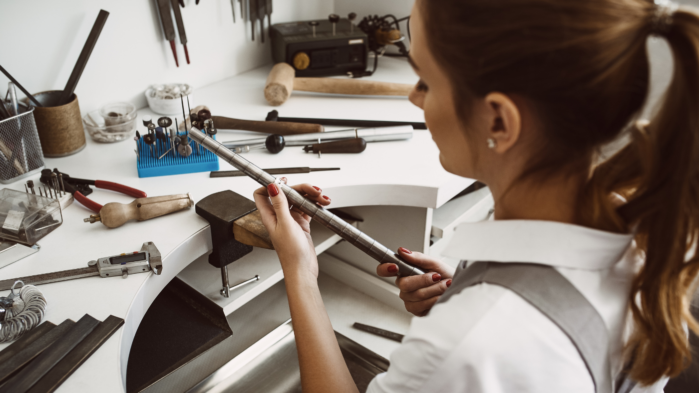 Should you resize a vintage ring? What to know before you do