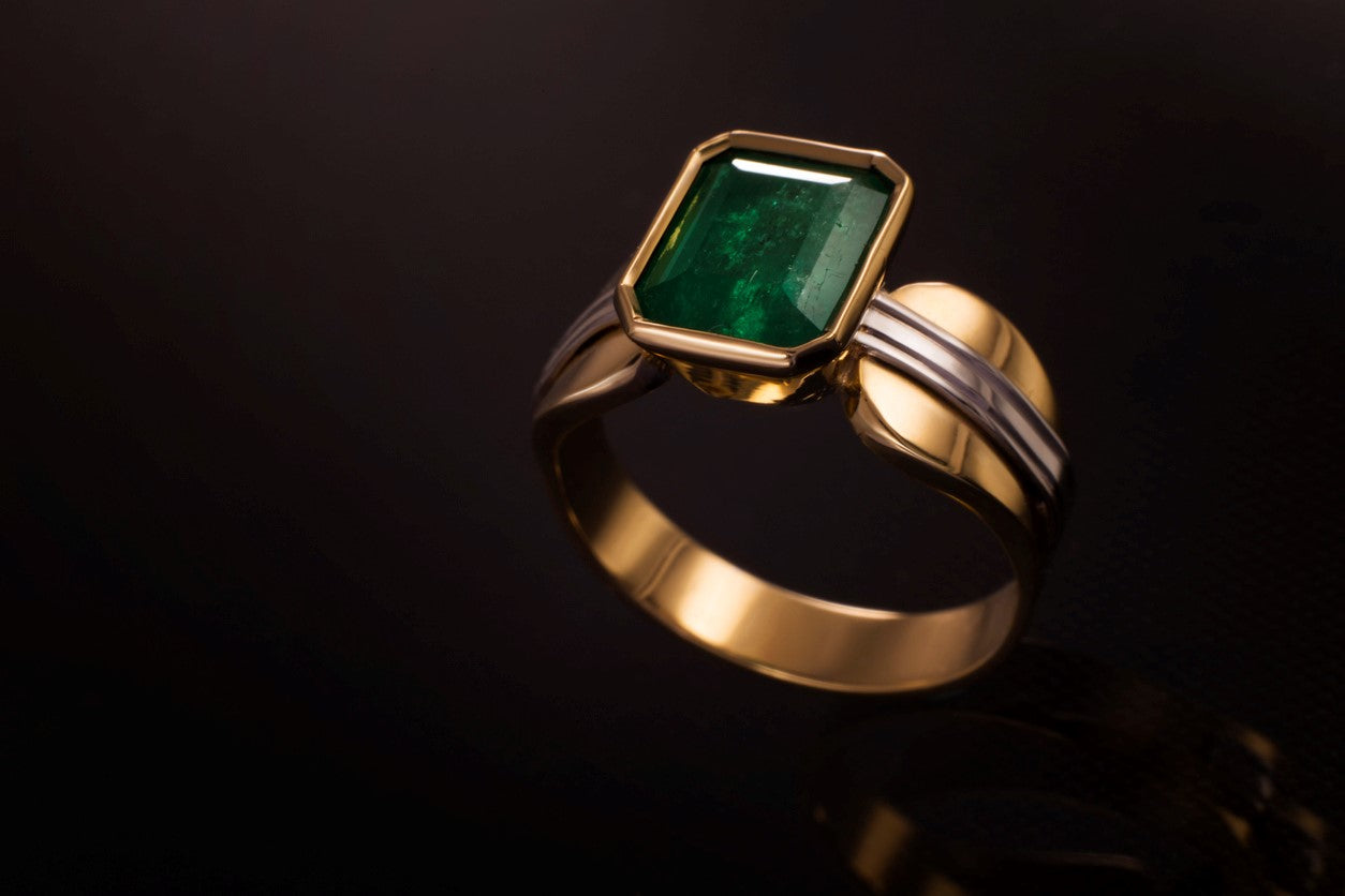 emerald-ring