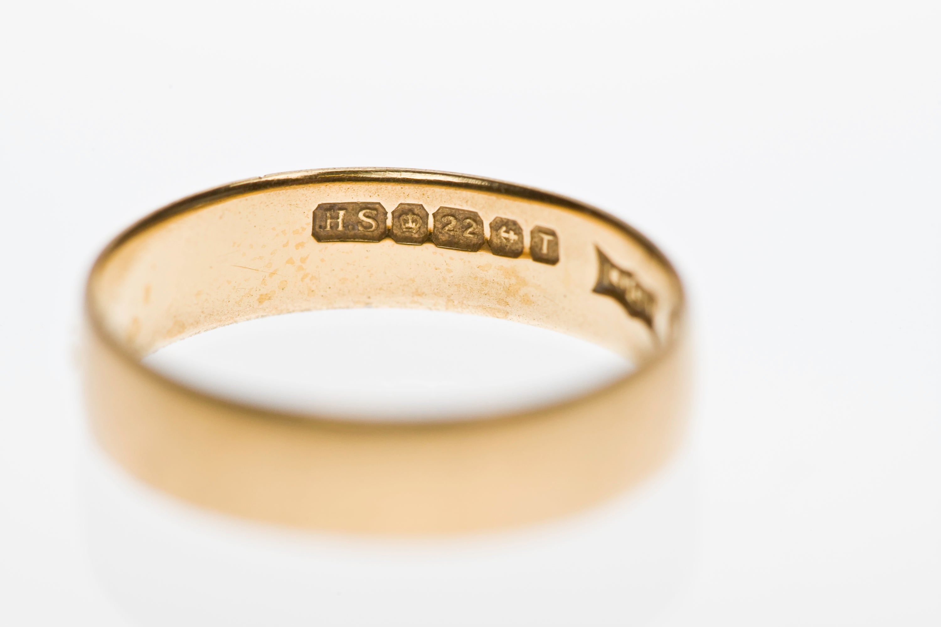 Hallmarked ring