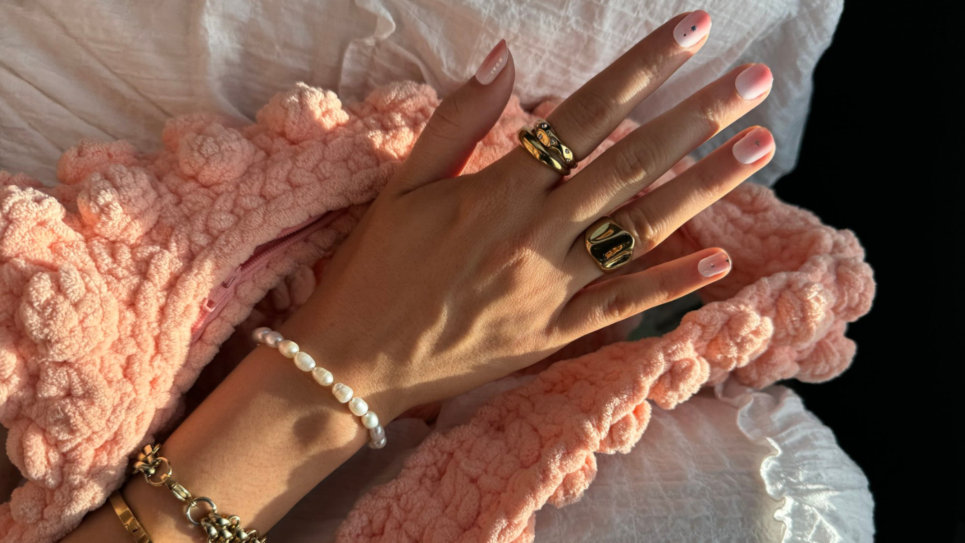 Vintage jewellery buying 101: tips for first-time antique shoppers