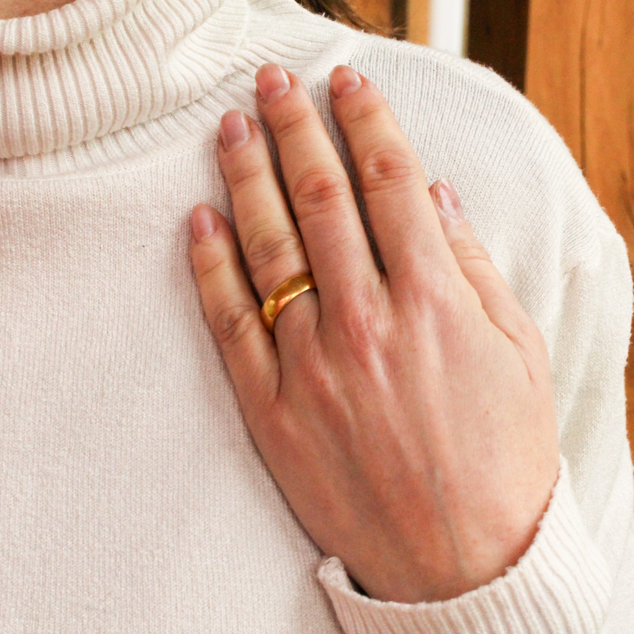 Antique 22k Yellow Gold Wedding Band, dated 1962, Size L | Gatsby