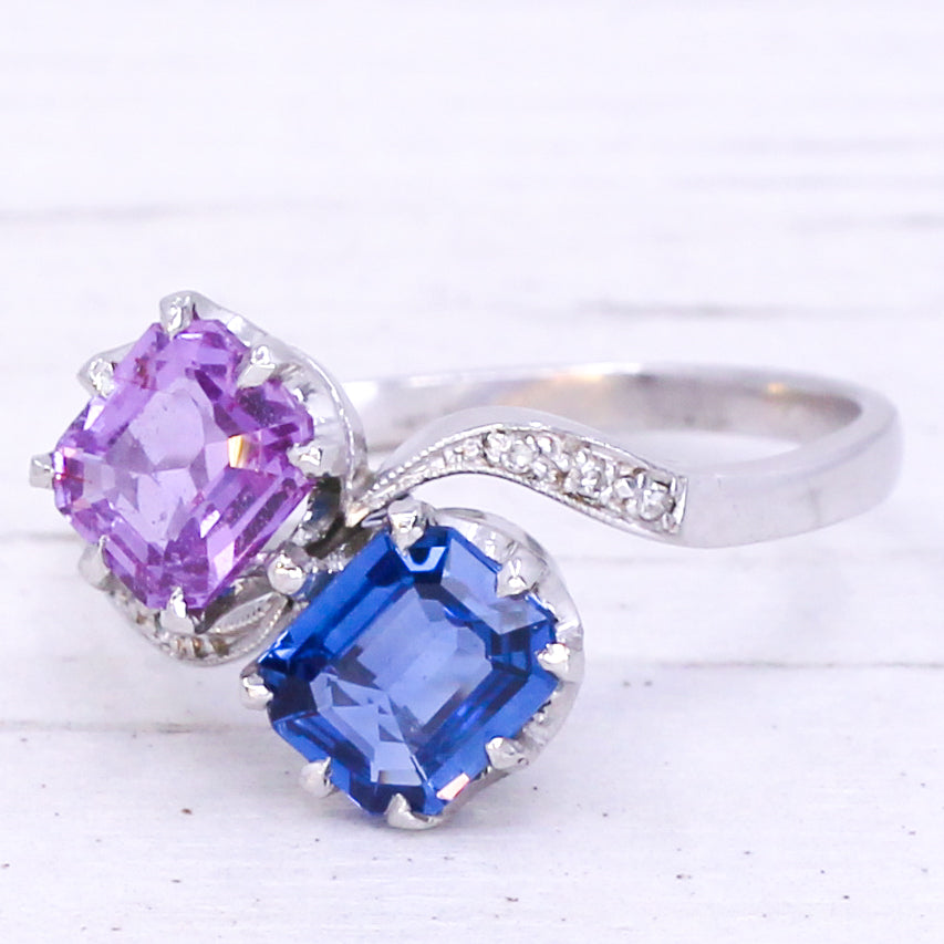 Art Deco 1.30 Carat Blue & 1.10 Carat Pink Natural Sapphire Ring, circa 1930