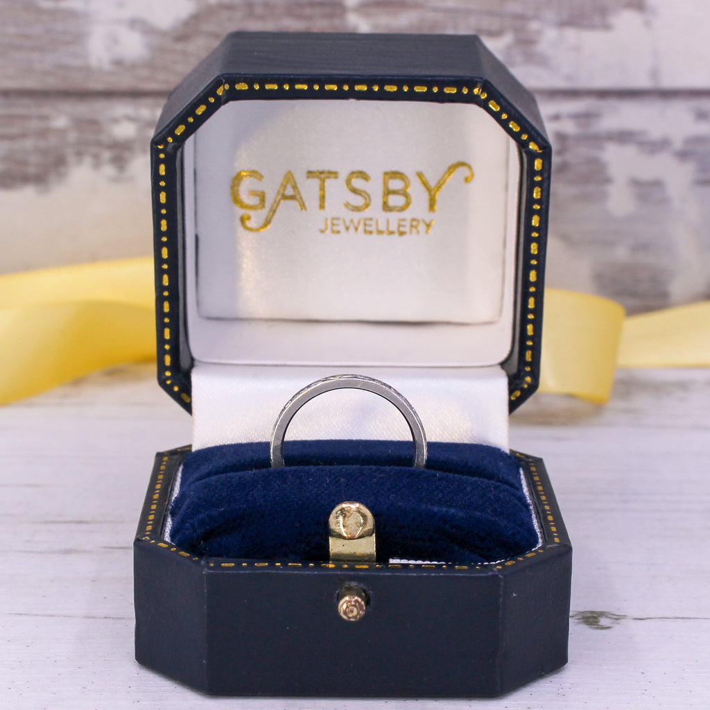 vintage platinum wedding band