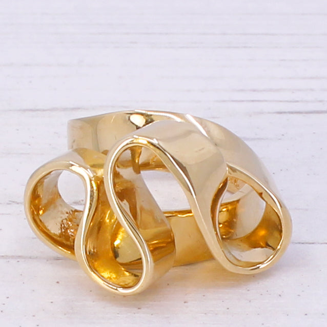 Avant Garde 18k Yellow Gold Ribbon Ring, dated 1972