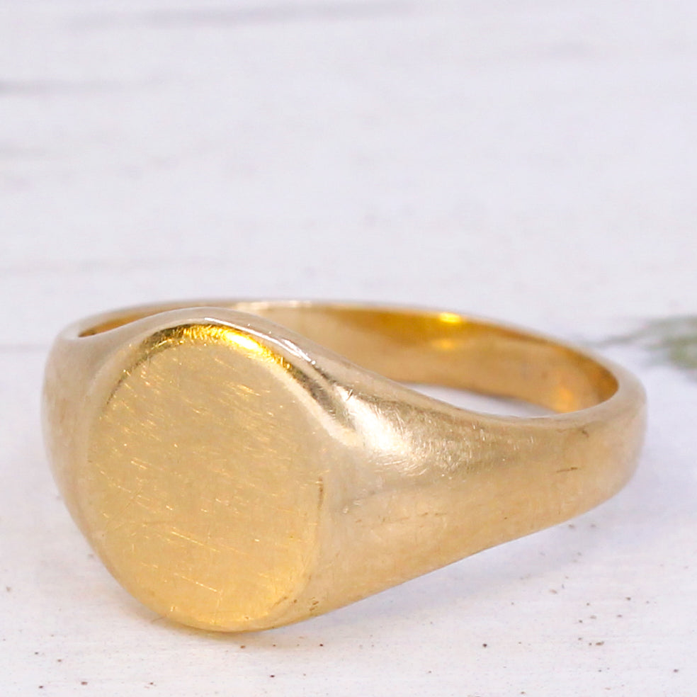Vintage 9k Gold Signet Ring, circa 1975