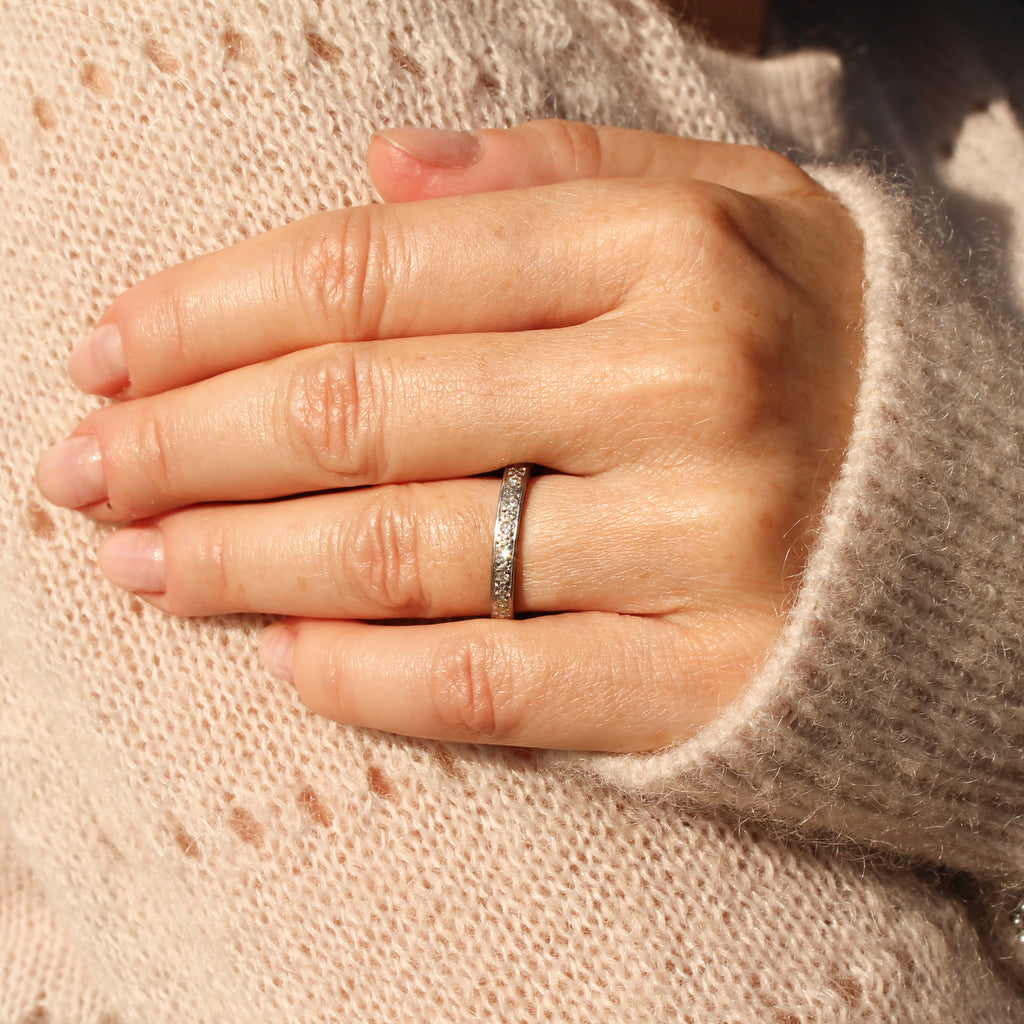 vintage eternity ring, size V
