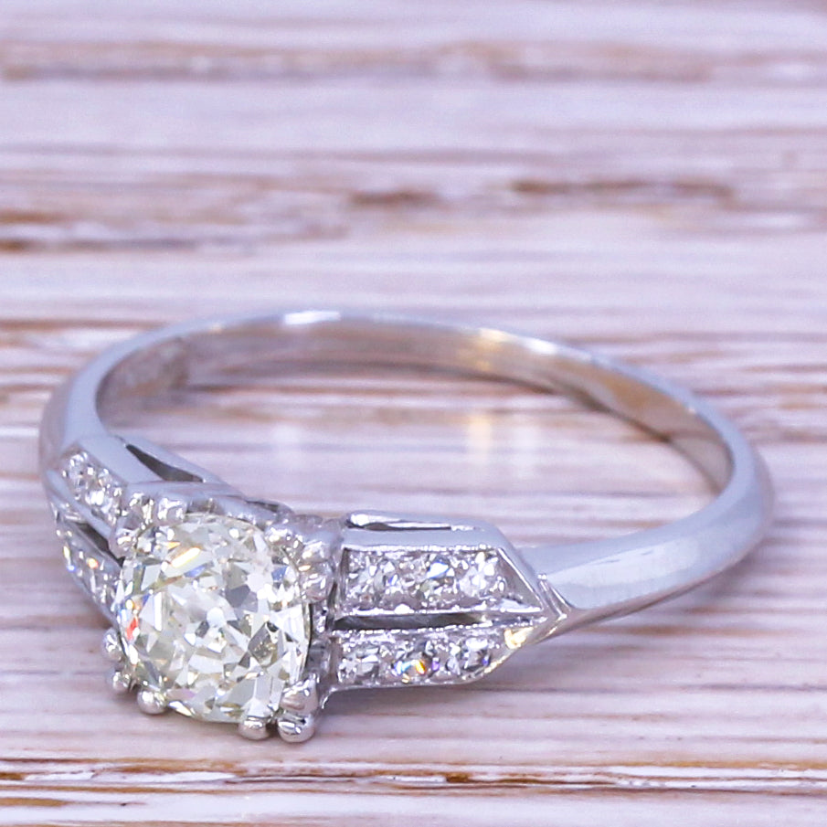 Art Deco 0.90 Carat Old Cut Diamond Engagement Ring, circa 1920