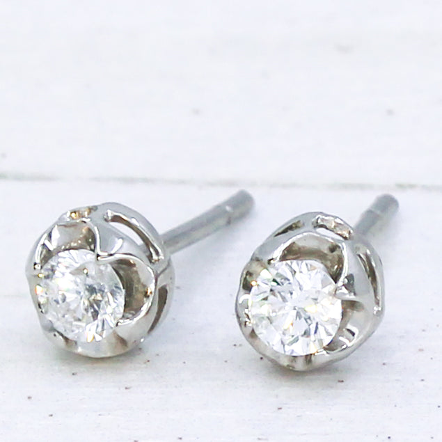 0.35 Carat Round Brilliant Cut Diamond Stud Earrings, Platinum