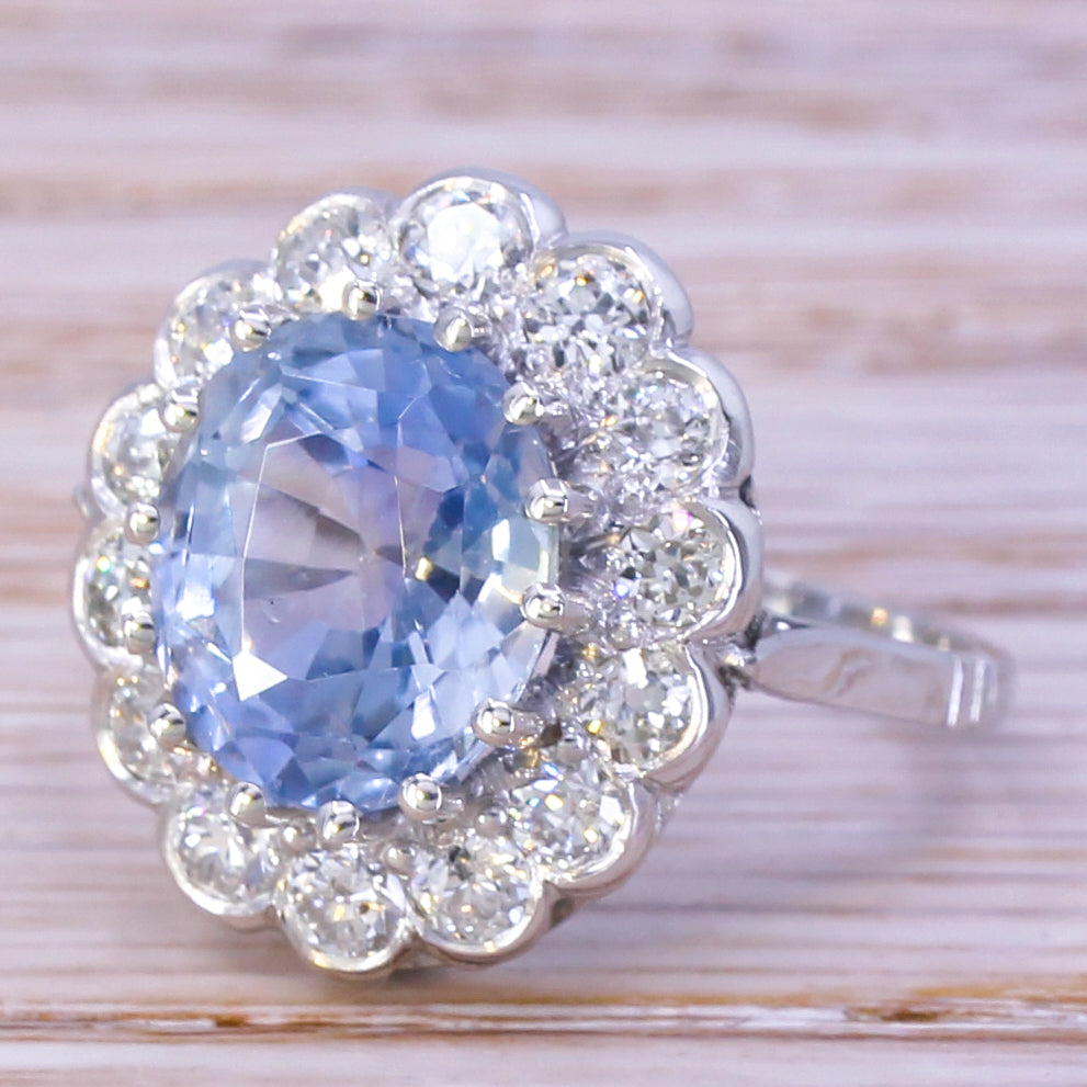 Art Deco 4.93 Carat Ceylon Sapphire & Diamond Cluster Ring, circa 1940