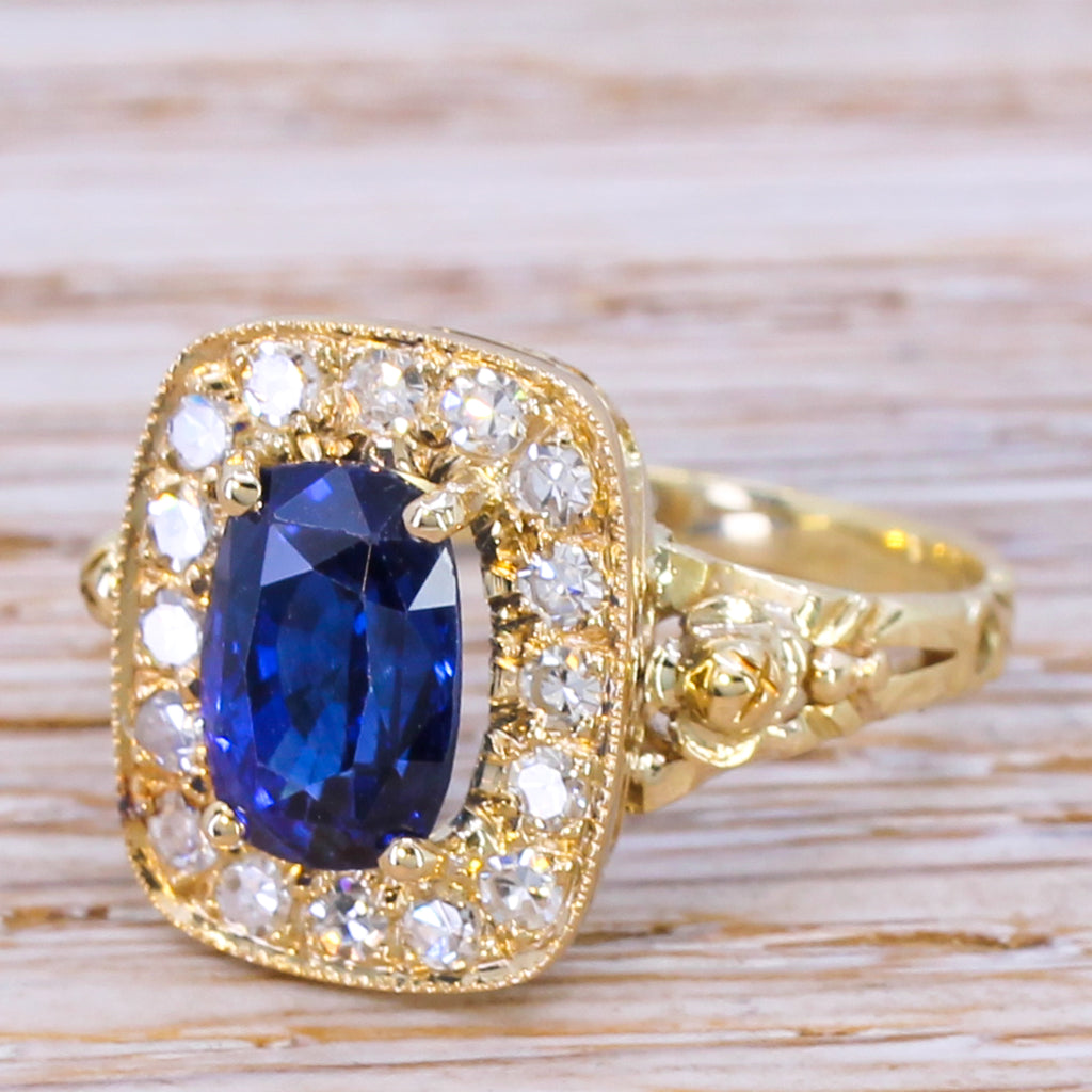 Art Deco 2.67 Carat Ceylon Sapphire & Diamond Ring, circa 1920