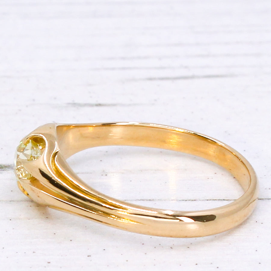 Antique yellow diamond ring