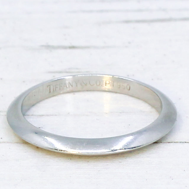 Tiffany knife edge band