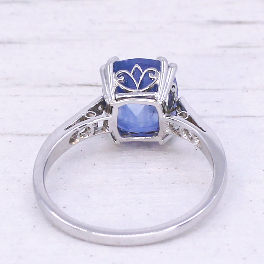 unheated Ceylon sapphire solitiare