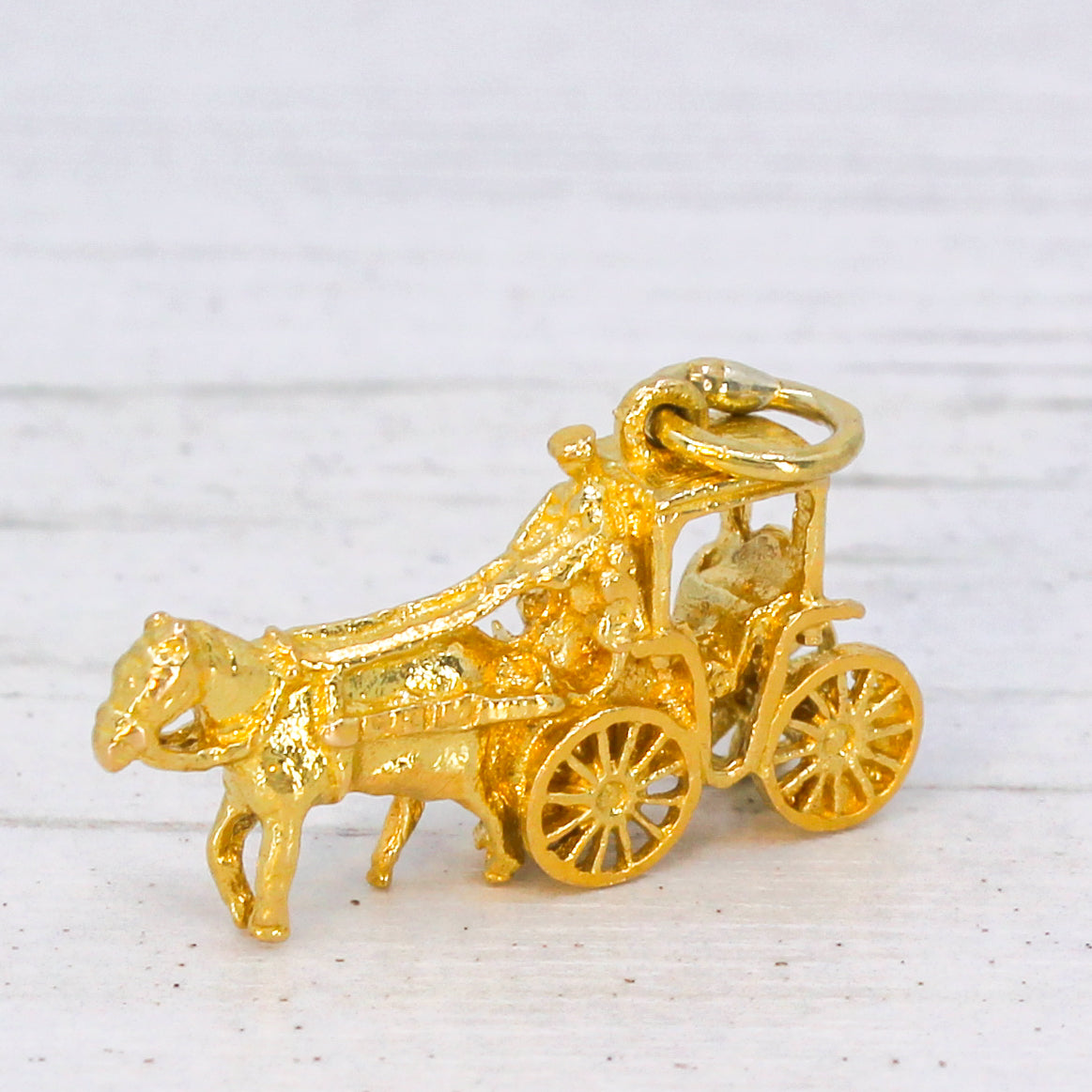 horse & carriage charm
