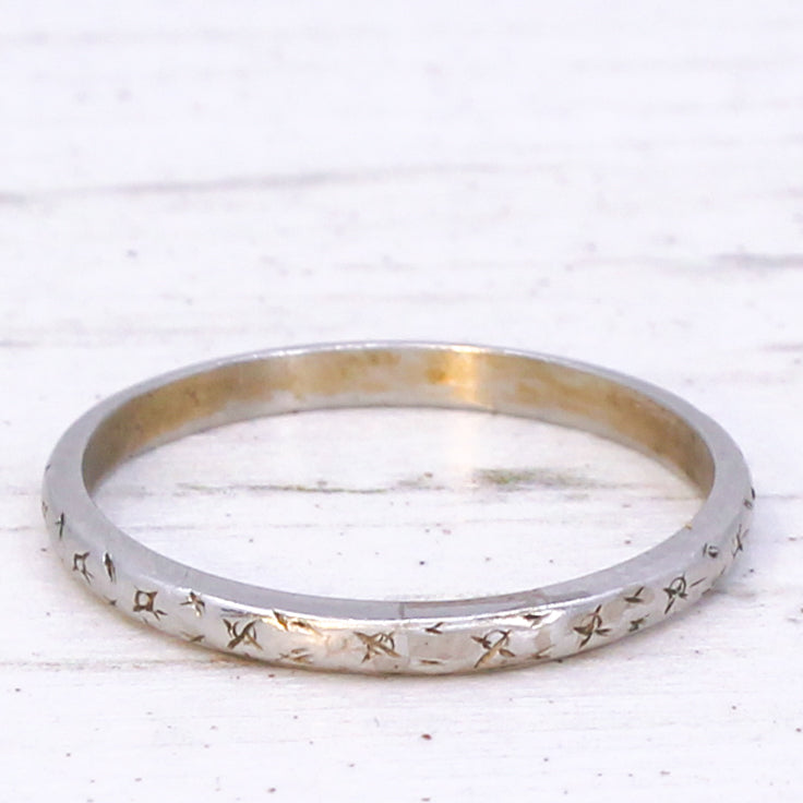 vintage platinum wedding band