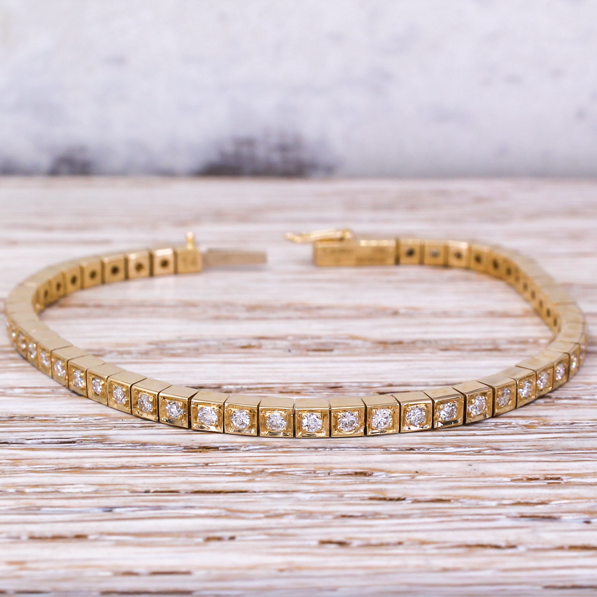 CARTIER Lanieres Diamond Line Bracelet, 18k Gold