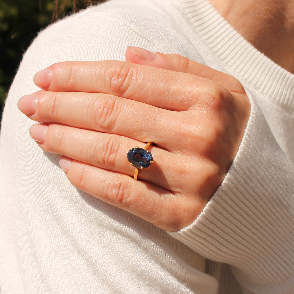 unheated ceylon sapphire solitaire