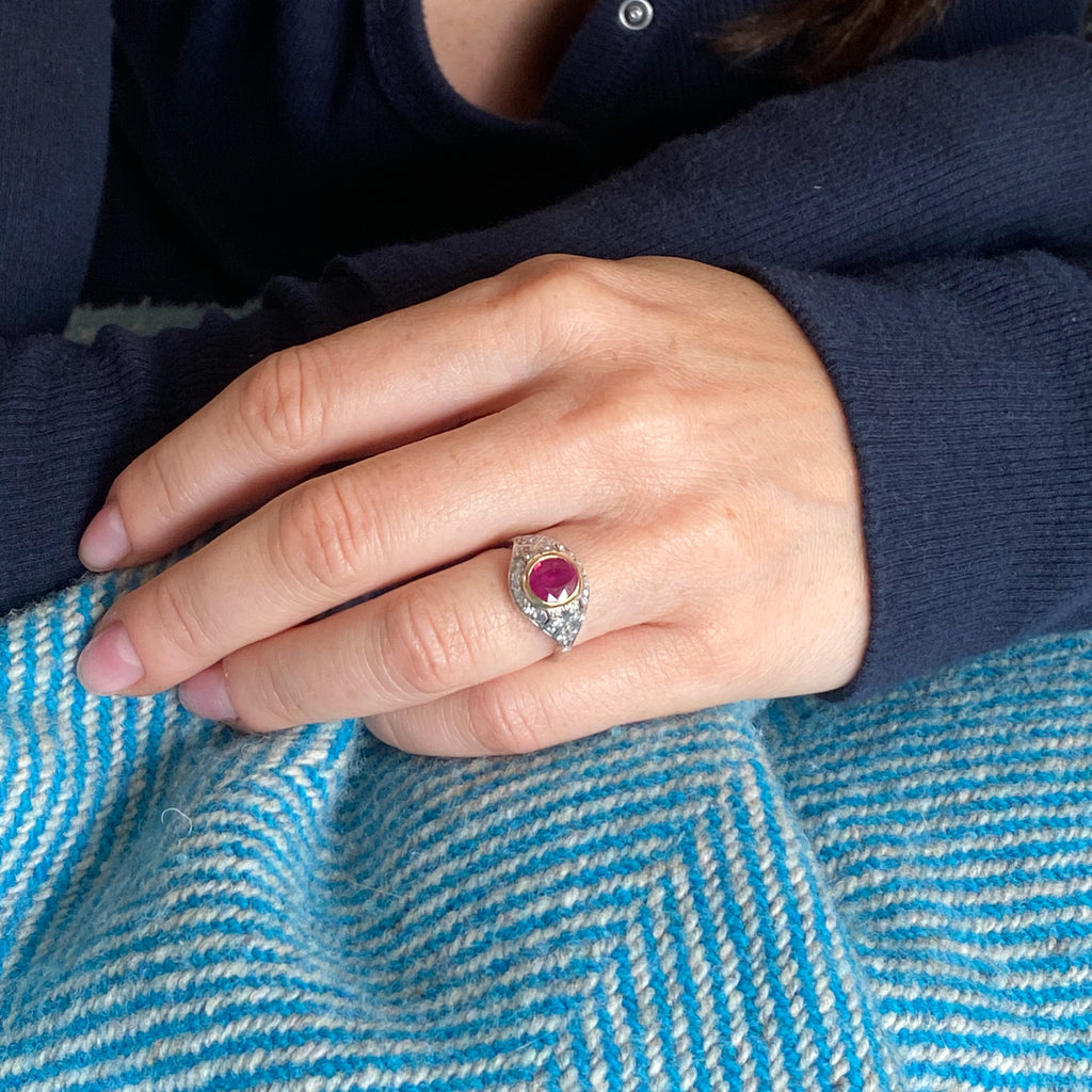 Art Deco 1.24 Carat Mogok Burmese Ruby & Diamond Ring, circa 1925