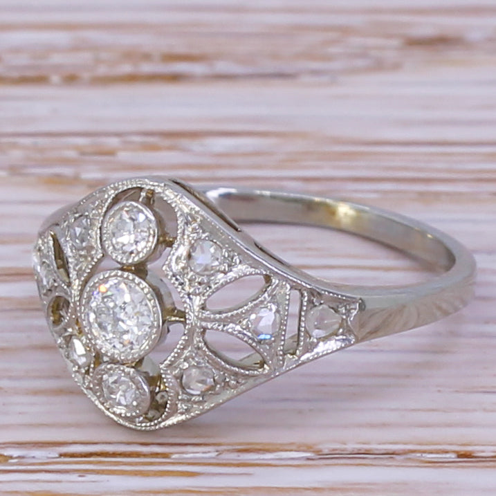 Art Deco 0.27 Carat Old Cut Diamond Cluster Ring, circa 1925