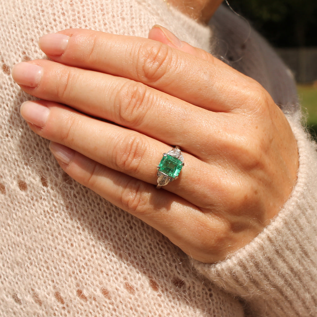 Art Deco Colombian emerald