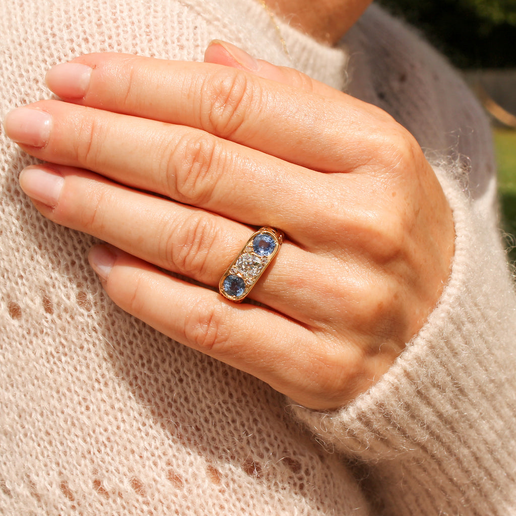 Art Nouveau sapphire and diamond ring