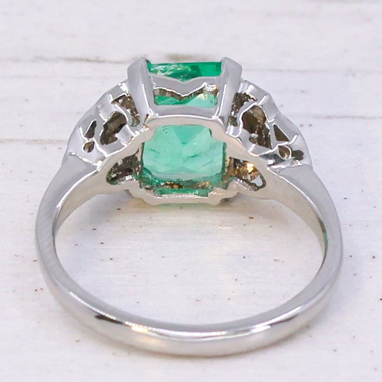 Art Deco Colombian emerald