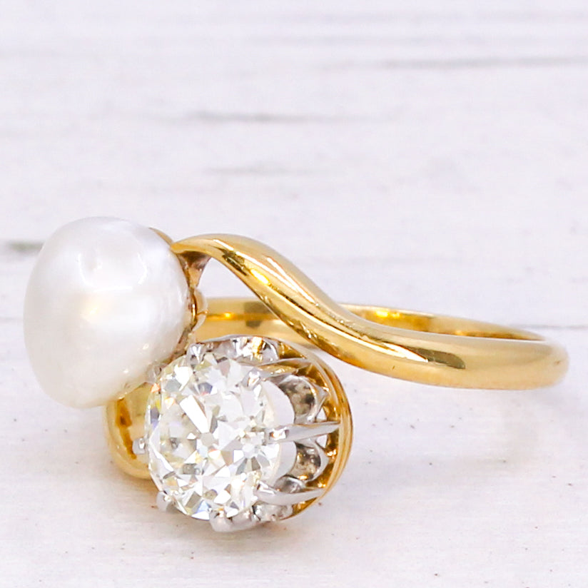 Natural pearl & diamond ring