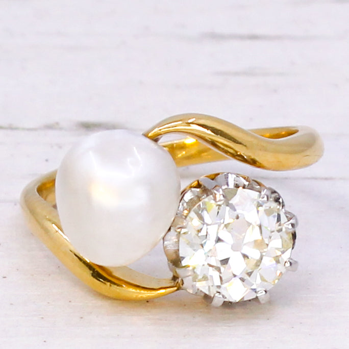 Natural pearl & diamond ring