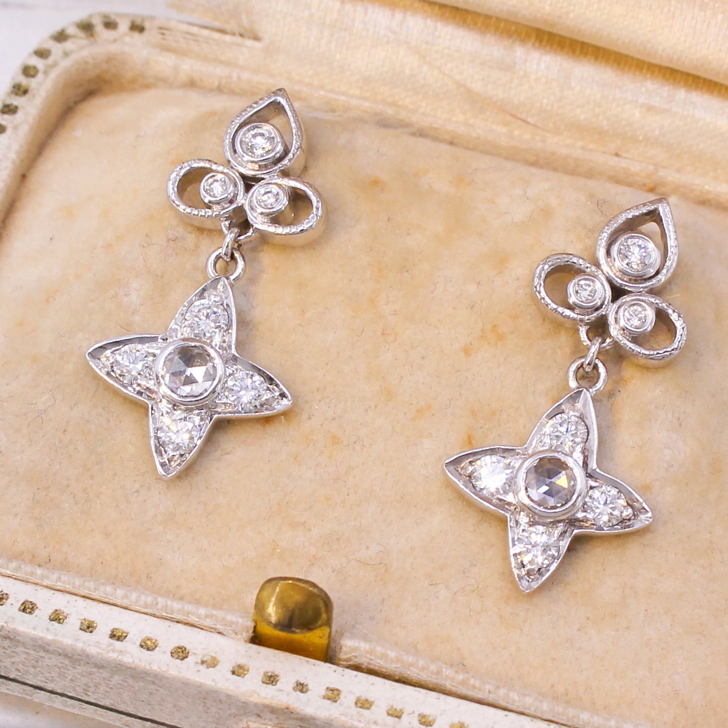 Vintage 0.60 Carat Diamond Drop Earrings, circa 1960