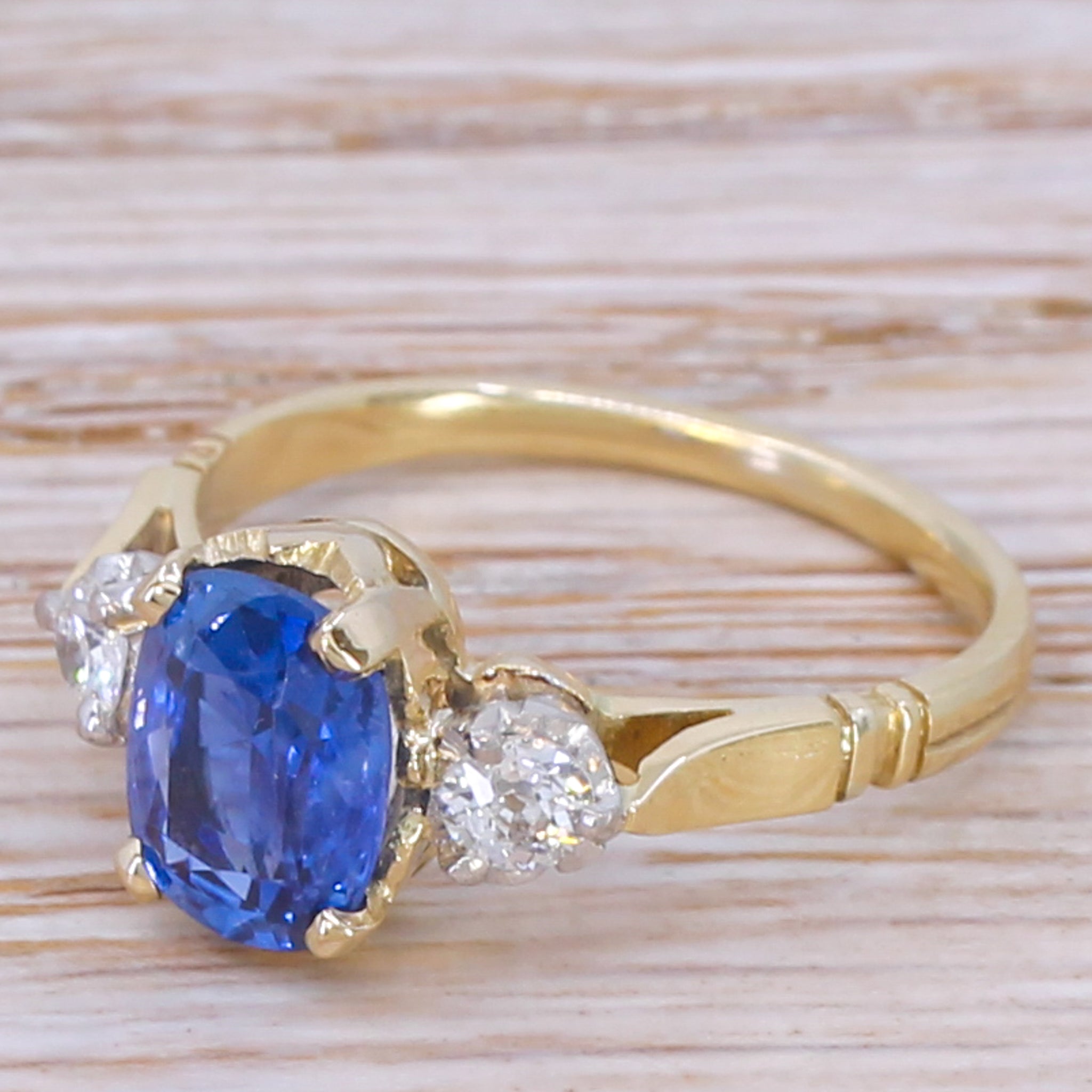 Art Deco 2.28 Carat Natural Ceylon Sapphire & Diamond Ring, circa 1920