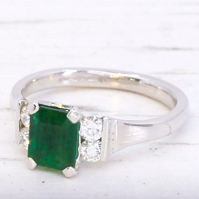 emerald solitaire ring