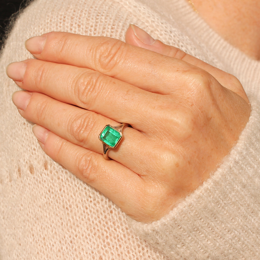 vintage colombian emerald ring