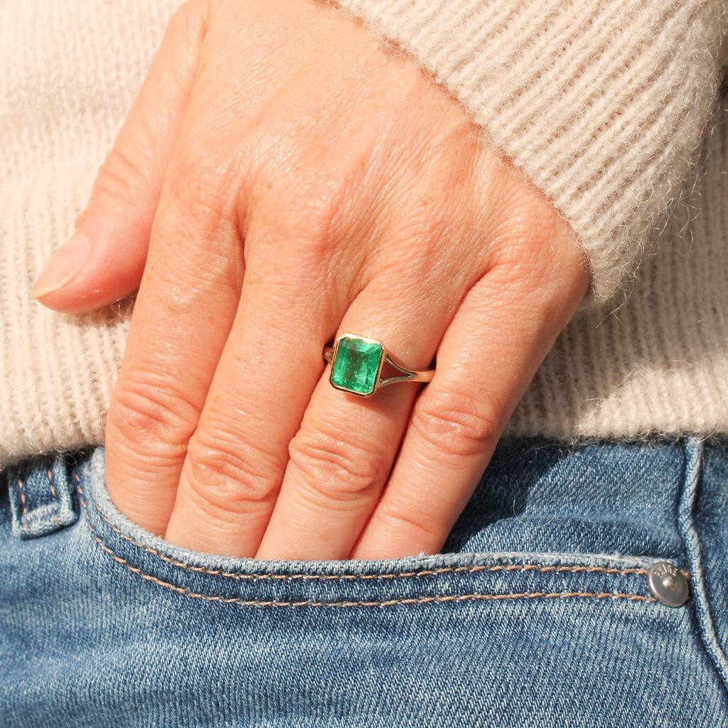 vintage colombian emerald ring