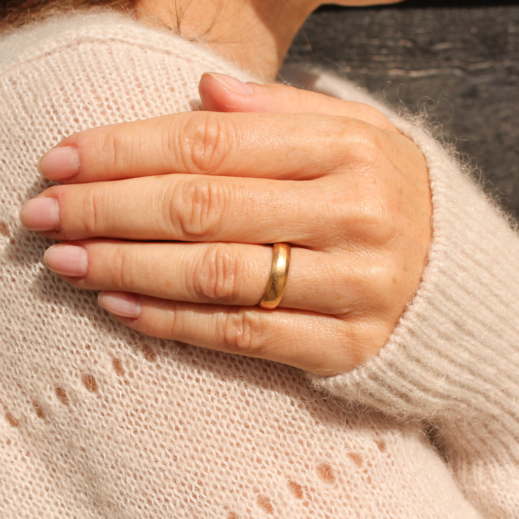 antique gold wedding ring