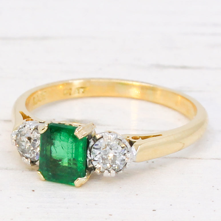 vintage emerald and diamond 3 stone