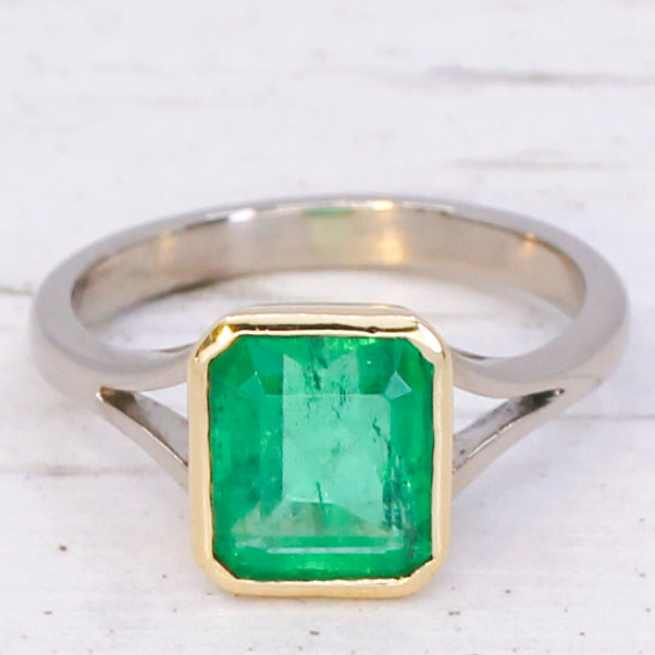 vintage colombian emerald ring