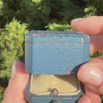 pear cut sapphire ring