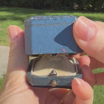 vintage sapphire solitaire ring