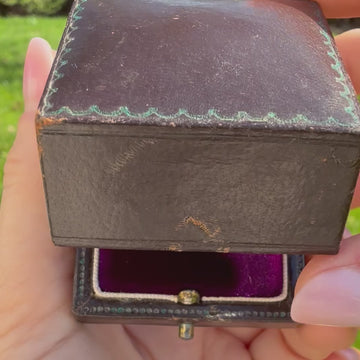 old oval cut diamond