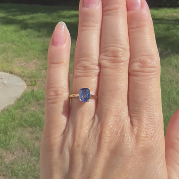 vintage sapphire solitaire ring