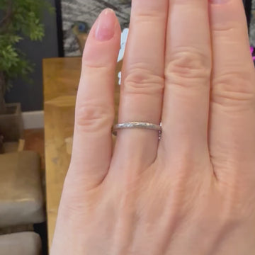 vintage platinum wedding band