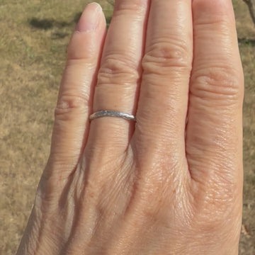 vintage platinum wedding band