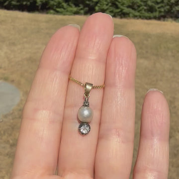 Antique pearl pendant