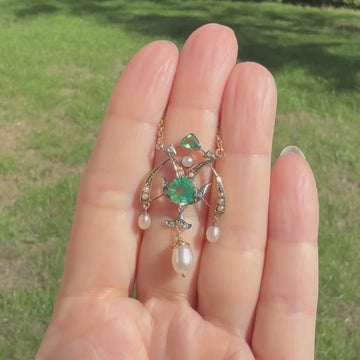 Art Nouveau emerald