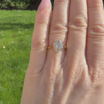 old oval cut diamond