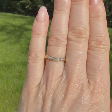 curved wedding band